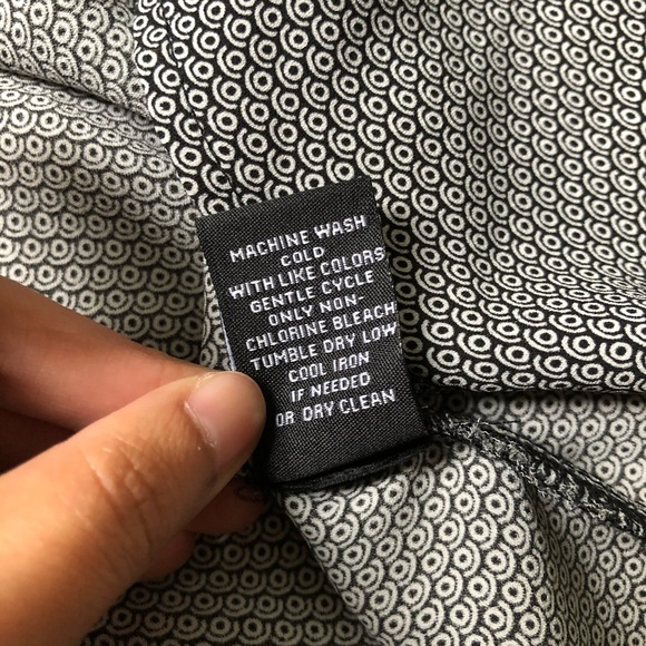 Premise Ruffle Front Print Sleeveless Blouse - Picture 5 of 5